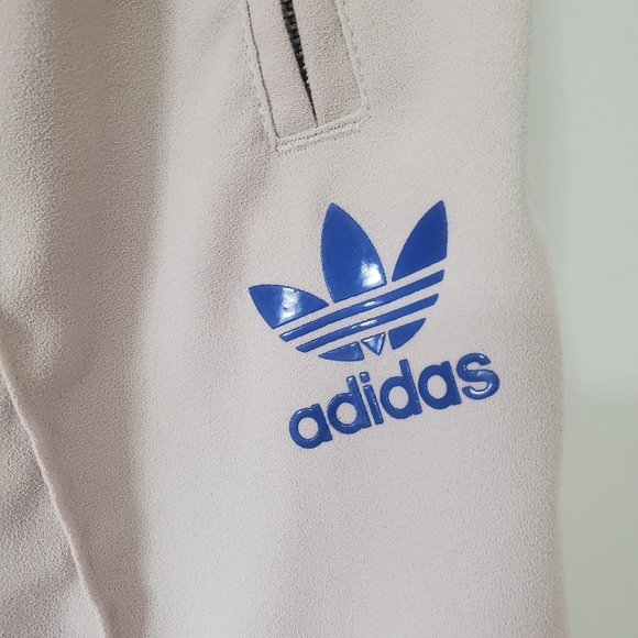 adidas Originals Beige Cropped Pants - Picture 7 of 11